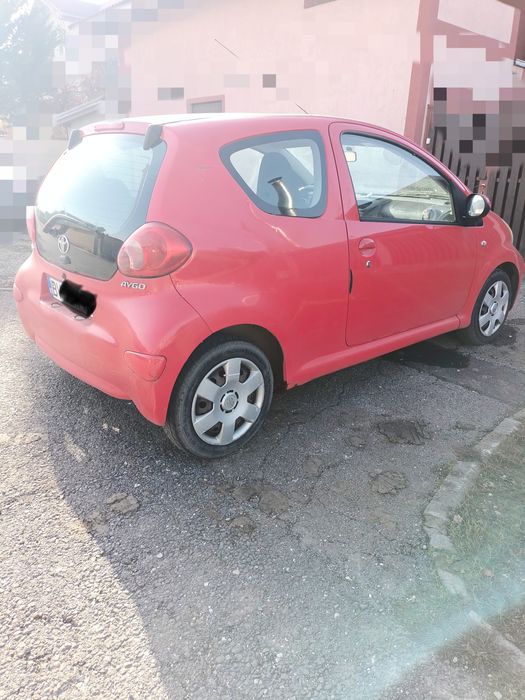 Vând Toyota Aygo