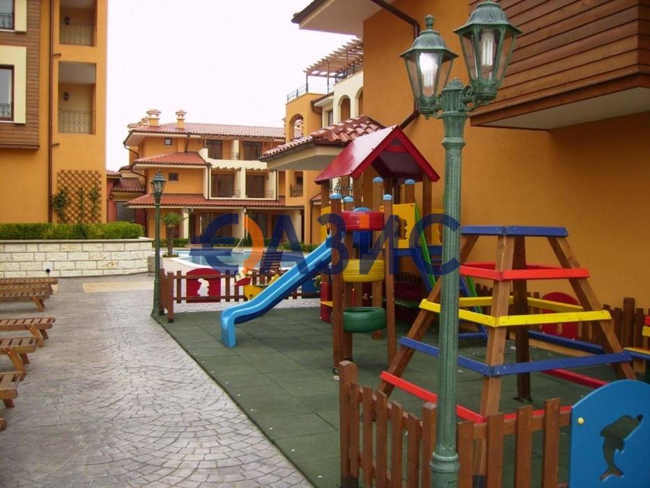 Продава се Двустаен апартамент в Свети Влас - 80 кв.м за 1088 €/кв.м - Снимка #9