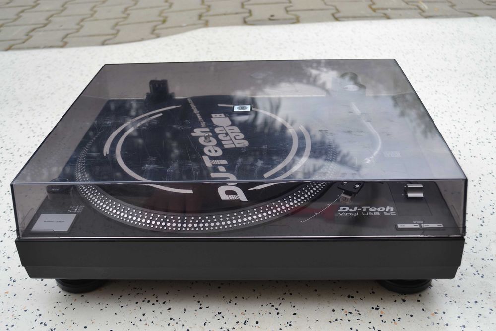 Pick up DJ Tech model Vinyl USB 5 C
