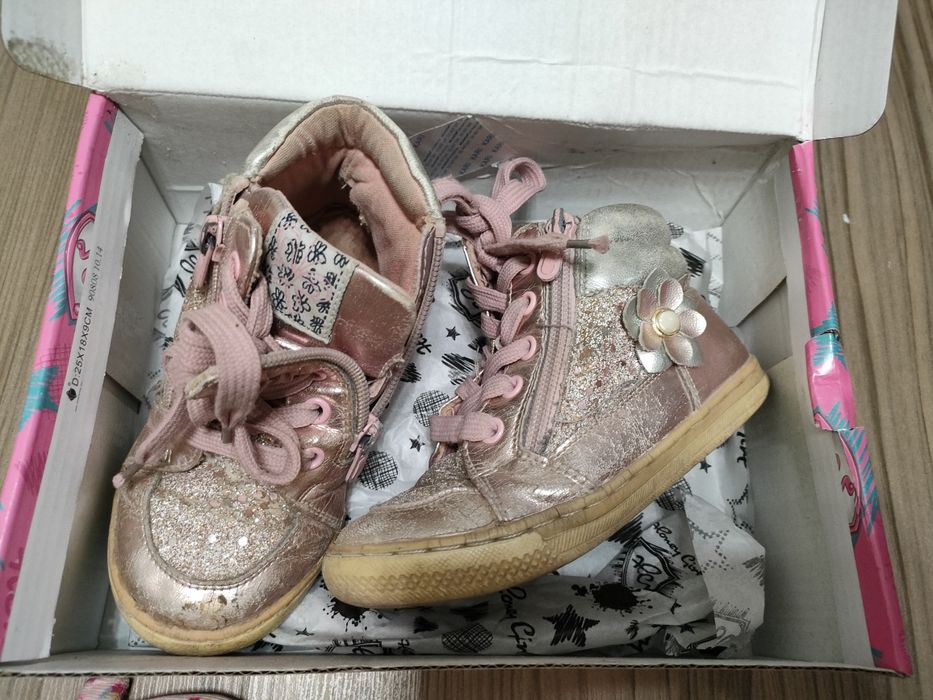 Обувь разного размера