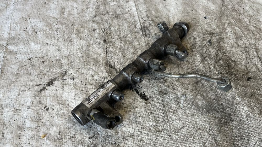 Volkswagen Passat B7 2.0tdi  горивна рейка