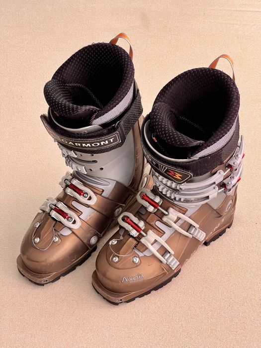 Туринг ски обувки Garmont Axon