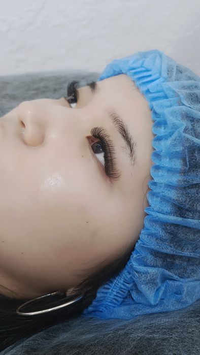 Наращивание ресниц