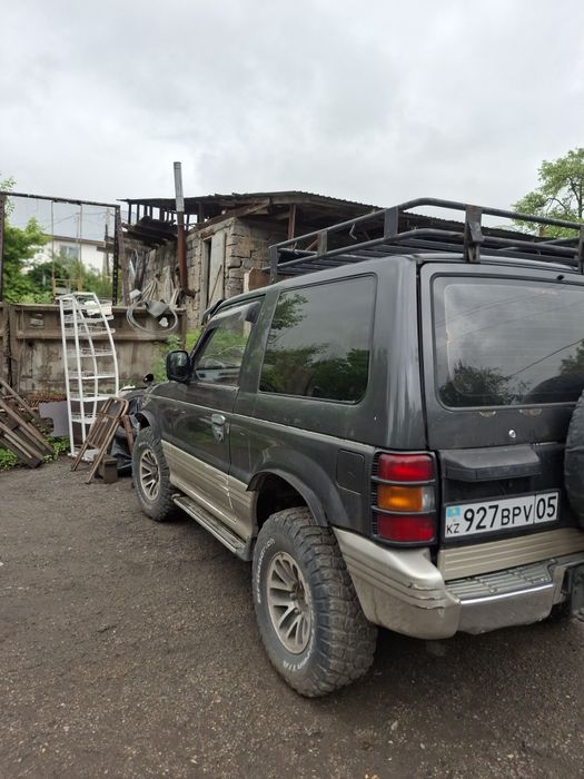 Продам Mitsubishi Pajero