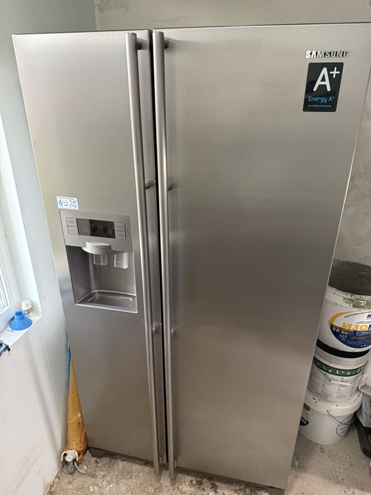 Хладилник Samsung Side-by-Side RSH5UTRS – отлично работещ