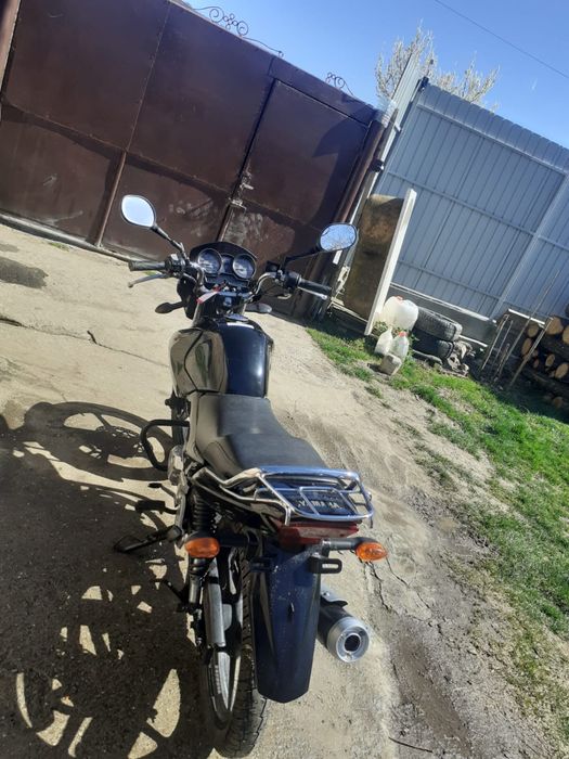 Vand Yamaha 125cmc stare foarte buna