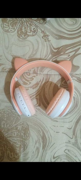 Продам наушники для девочек срочно ...