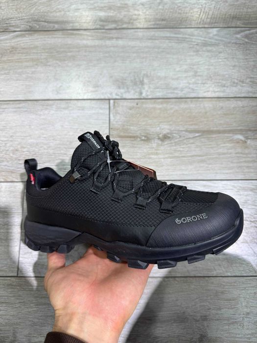 Кроссовки Gorone 1977.