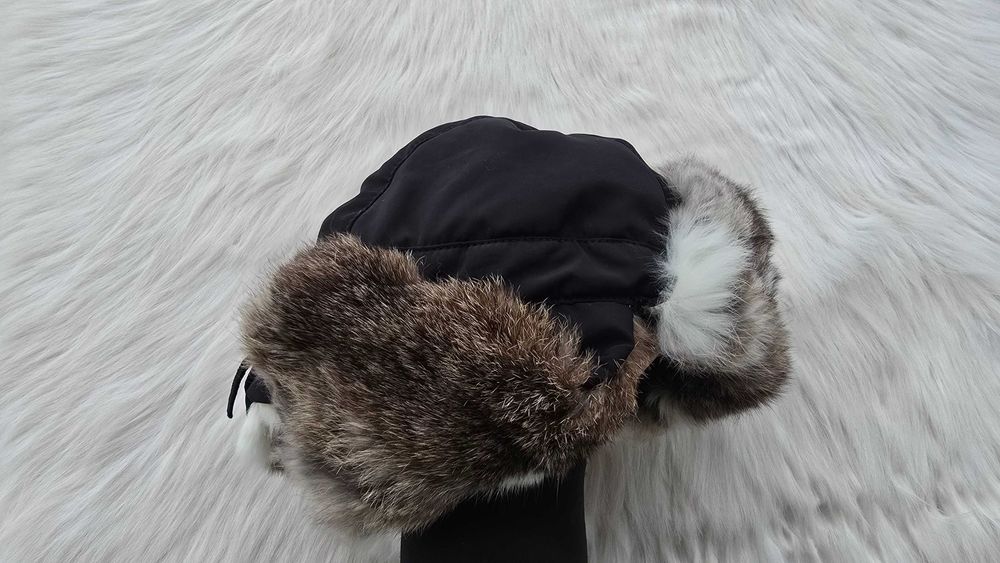 Шапка ушанка с естествен косъм