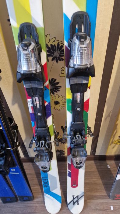 Schiuri/schi freestyle 176 cm Volkl Edge