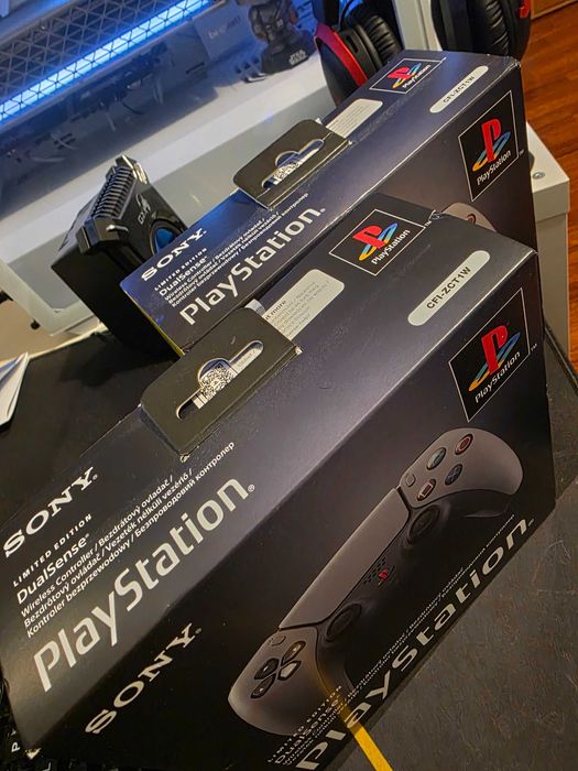 Controller PS5 Limited Edition 30th Anniversary 2 buc. sigilate