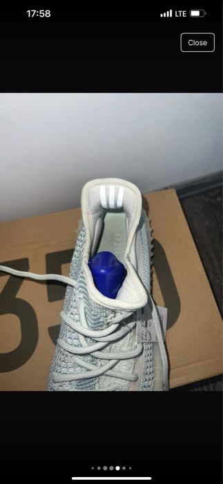 Yezzy 350 v2 cloud white