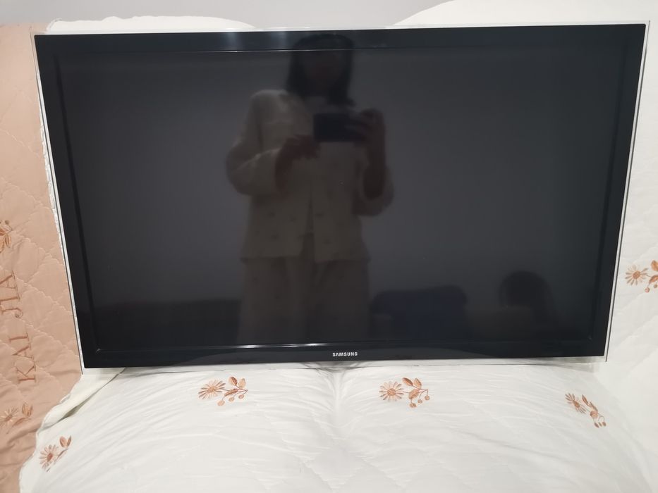 Продам телевизор Samsung