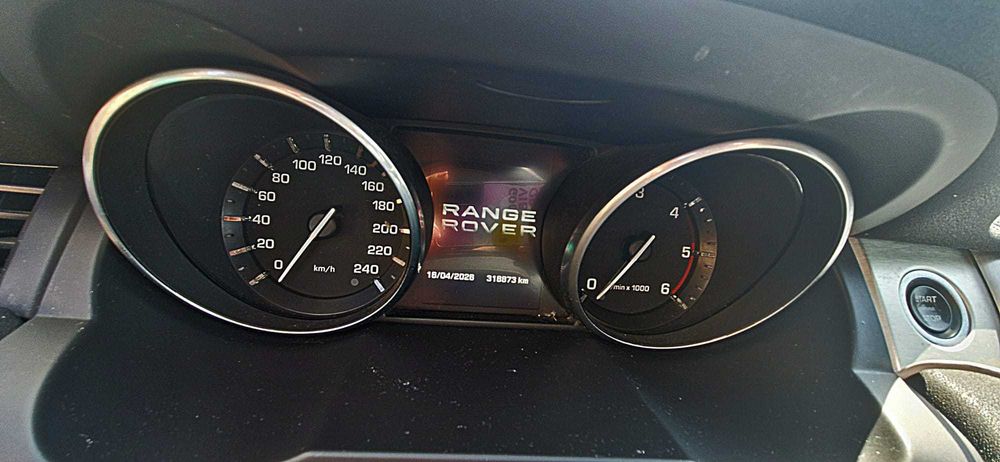 Land rover evoque 2.2