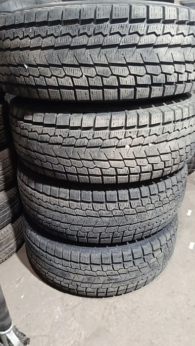 Йокогама зимние 285/75/16