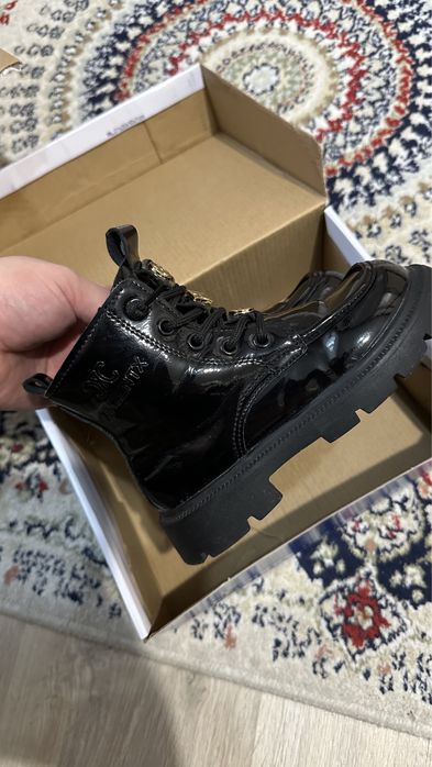 Детская обувь для девочки