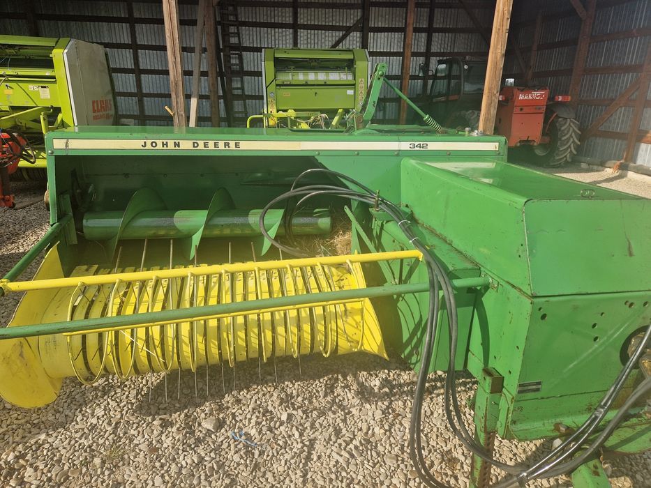 Presă balotiera John Deere 342