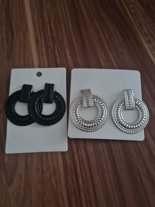 Cercei pt femei de vanzare.