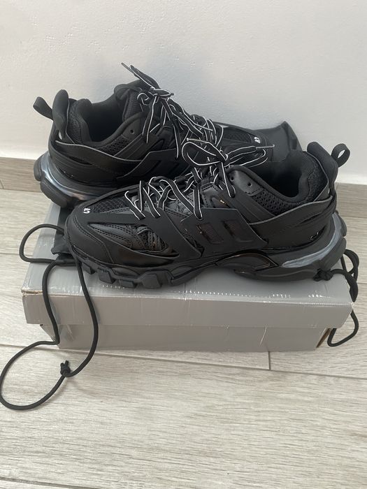 Balenciaga Track