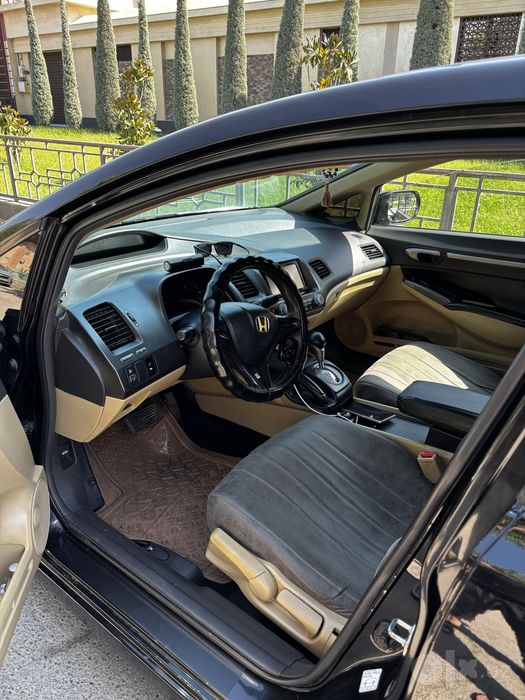 Honda civic 2008 - Хонда цивик 2008