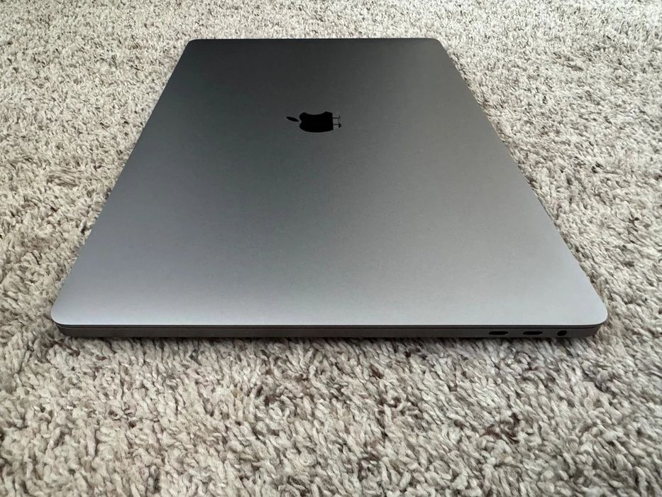 Macbook Pro 2019 16inch