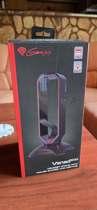 Стойка за слушалки Vanad 500