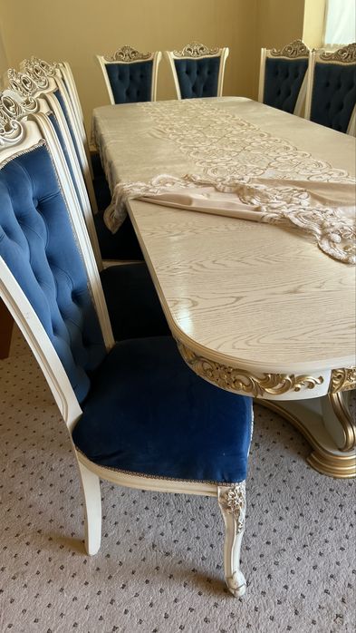 Комплект Стол стуллар сотилади