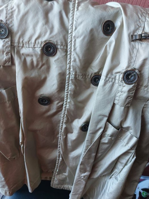 Яке за момиче есенно