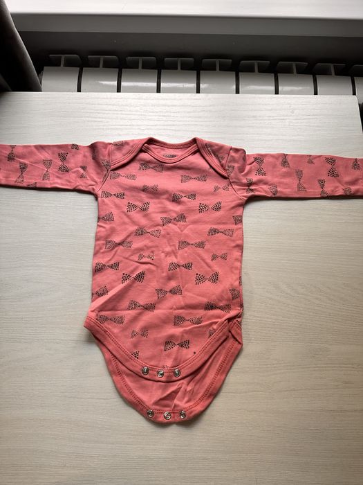 Девчачие бодики с длинными рукавами 6-8 месяцев