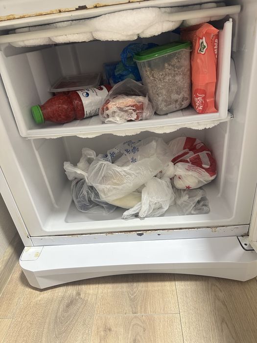 б/у холодильник с новым мотором