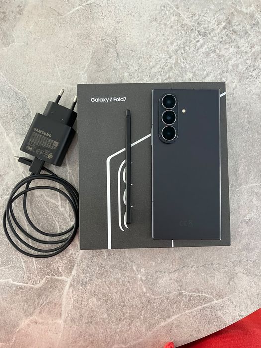 Samsung Galaxy Z Fold 7 512GB Black — Baterie 100% — Garantie 01.2028