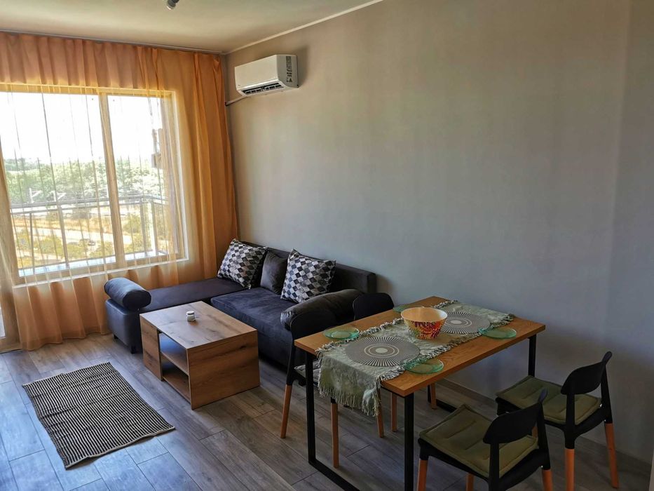 Нощувки, Нов Апартамент -Безплатно Паркиране. Отстъпка > 7 дни