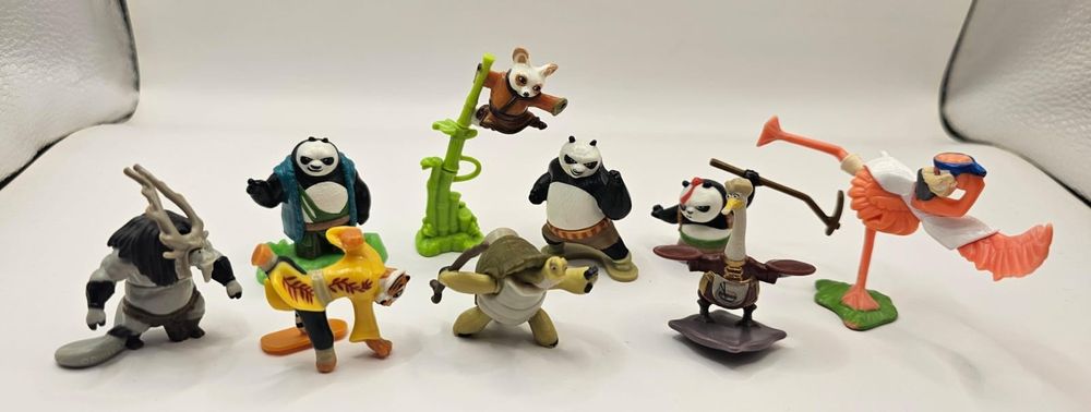 Киндер сюрприз кунг фу панда