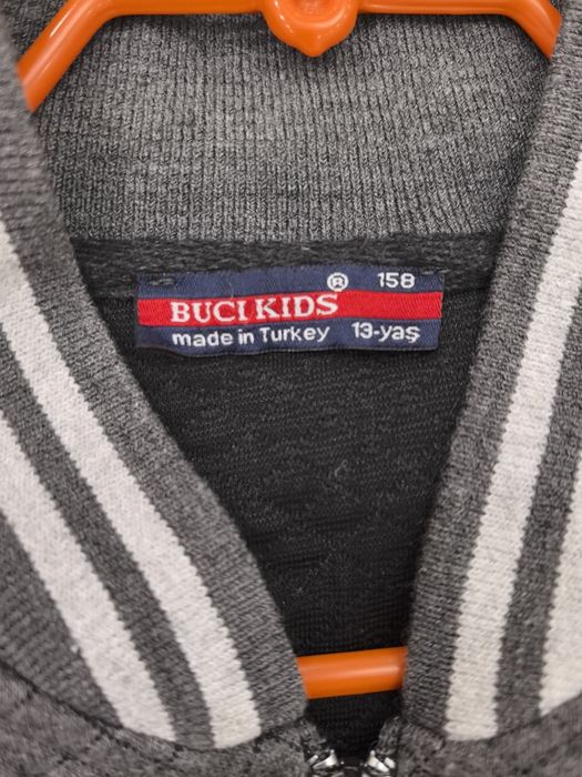 Продам кофту для мальчика на 11, 12 лет