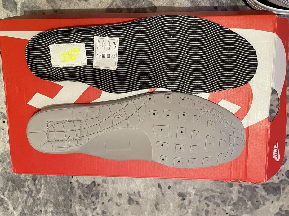 Кроссовки Nike Air Max 1