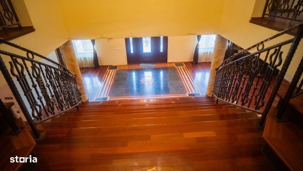 Vila de Lux,35 arii,Valea Ghinzii