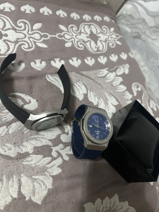 Hublot Часы синий и черный