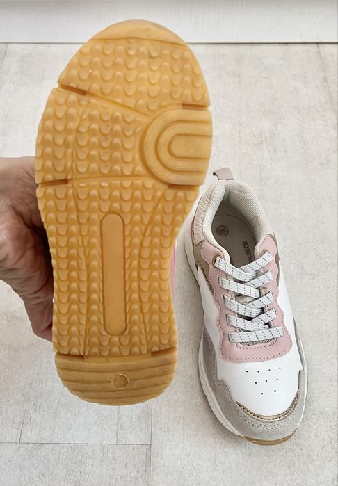 Кецове Okaidi, 28 номер