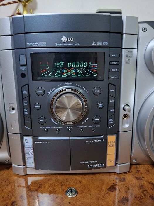 LG muzikalni centr 2000w
