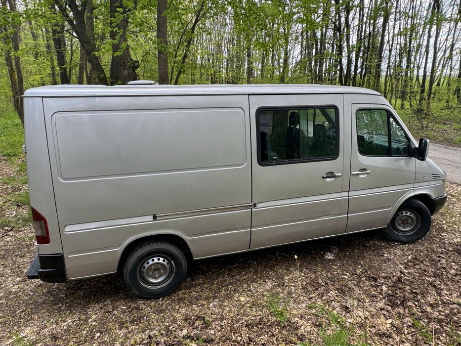 Продавасе mercedes sprinter 216