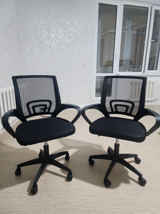 6 офисных кресла