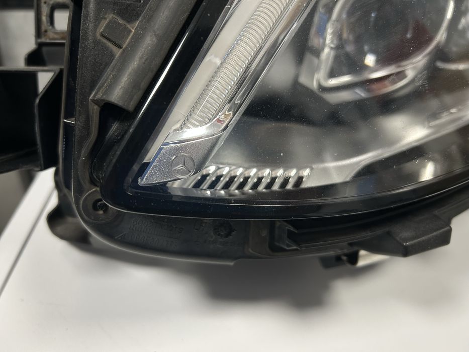 Оригинален фар Мерцедес гле -Mercedes Gle w 166