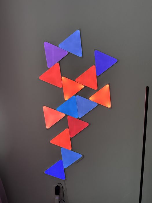Leduri triunghi Nanoleaf 15x Pret de 9X