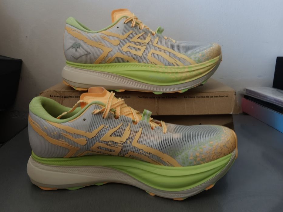 Asics metafuji trail ff turbo marimea 42.5(27 cm)