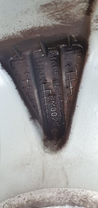 Гуми с ляти джанти 195х65х15WV AUDI