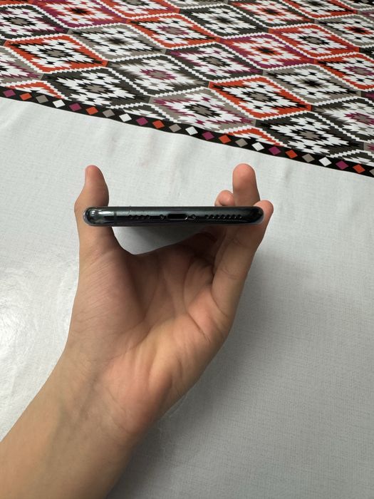 Продам айфон 11пм срочно!