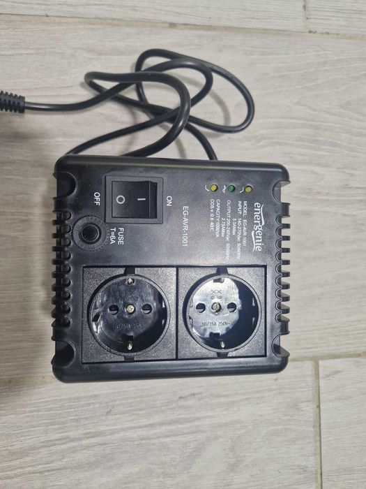 Stabilizator de tensiune