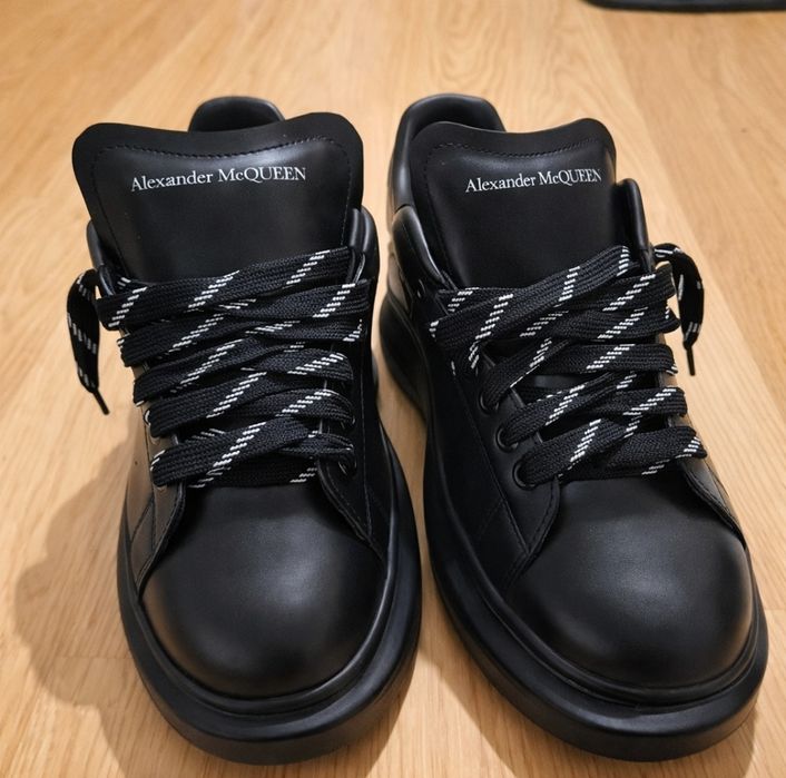 Adidasii Alexander Mqueen