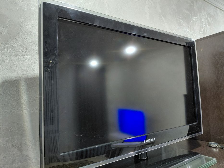 Продам телевизор Самсунг, диагональ 80