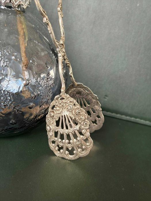 Clește vechi din argint,